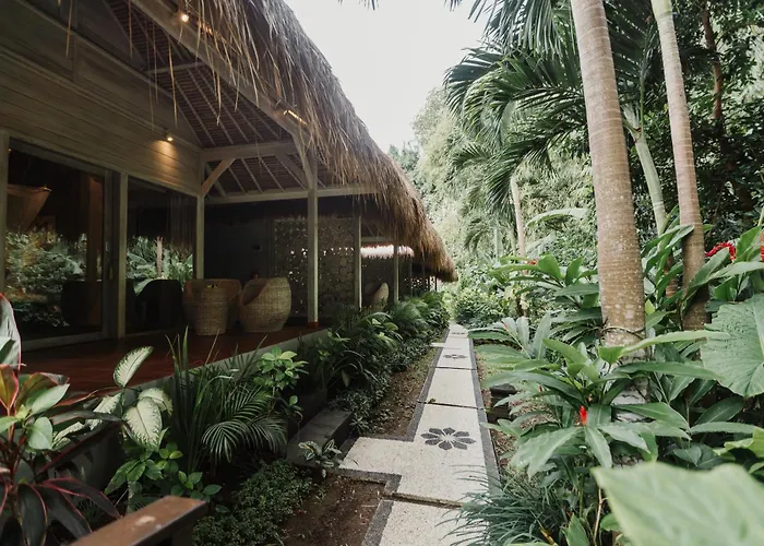Maylie Bali & 4* Canggu